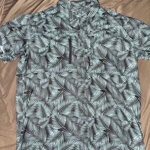 XL Ariat Tek Palm Leaf Button Up Fishing Shirt